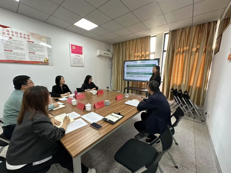 725794583.jpg 725794583.jpg